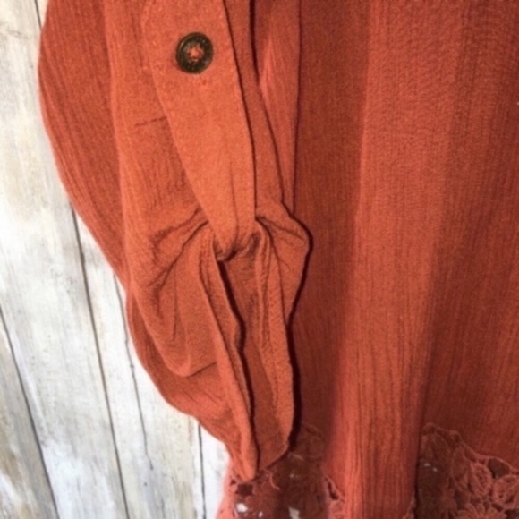 Altar’d State Burnt Orange Blouse - Picture 6 of 6